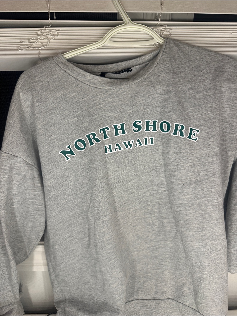 SHEIN Grey Crewneck Sweatshirt with Green 'North Shore Hawaii' Graphic